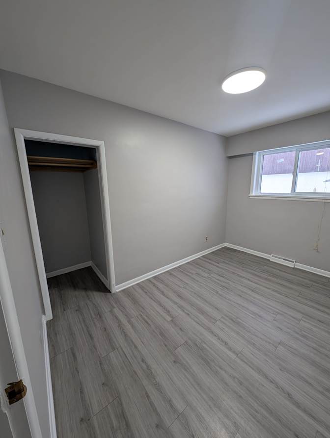 SANIA LALWANI's room