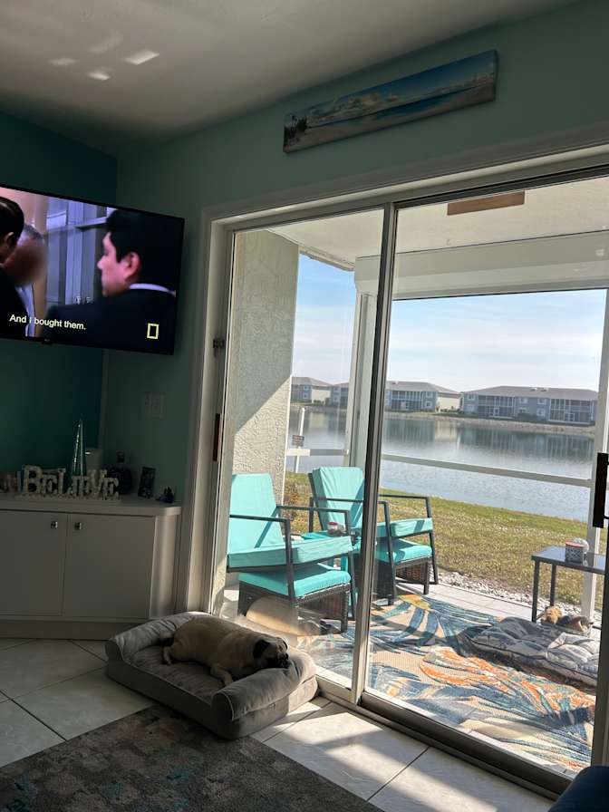 Darren's room