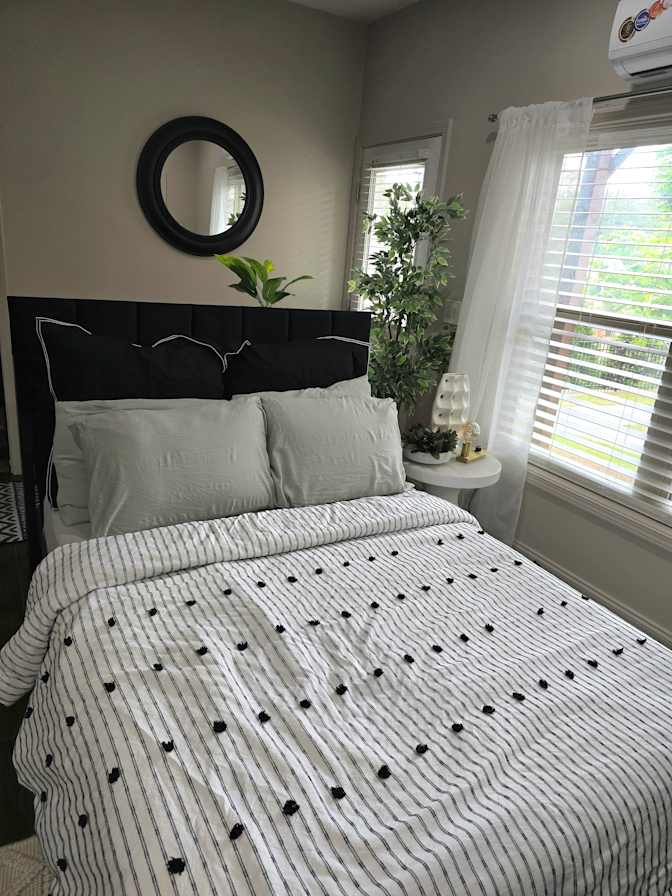 Kem's room