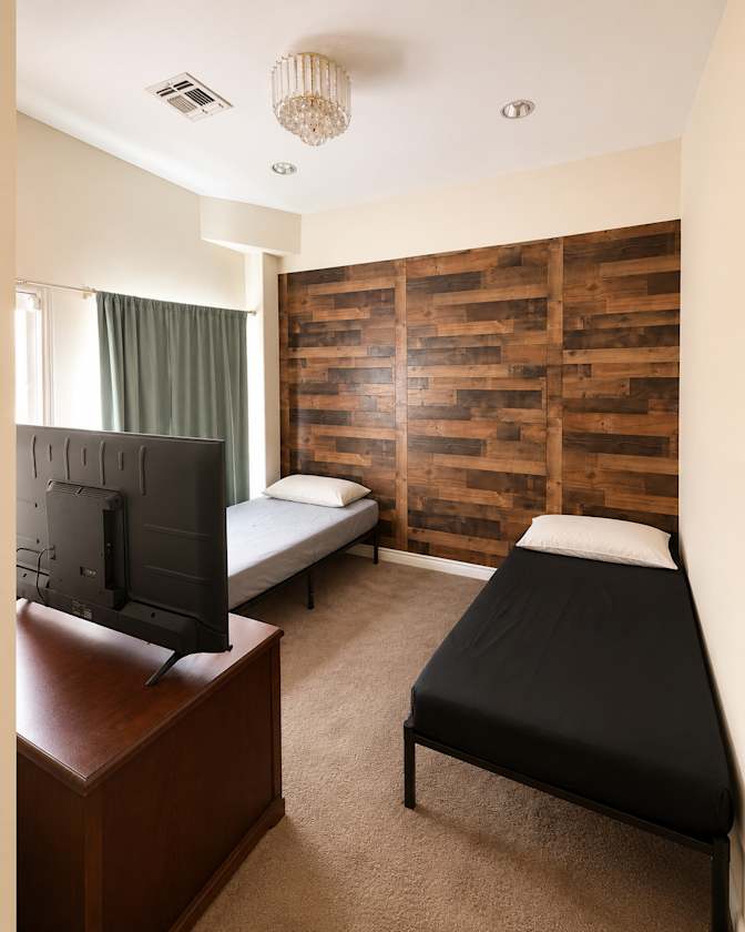 Forward Vision Spaces's room