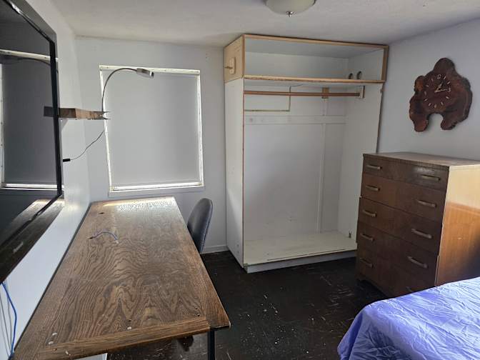 Annette's room