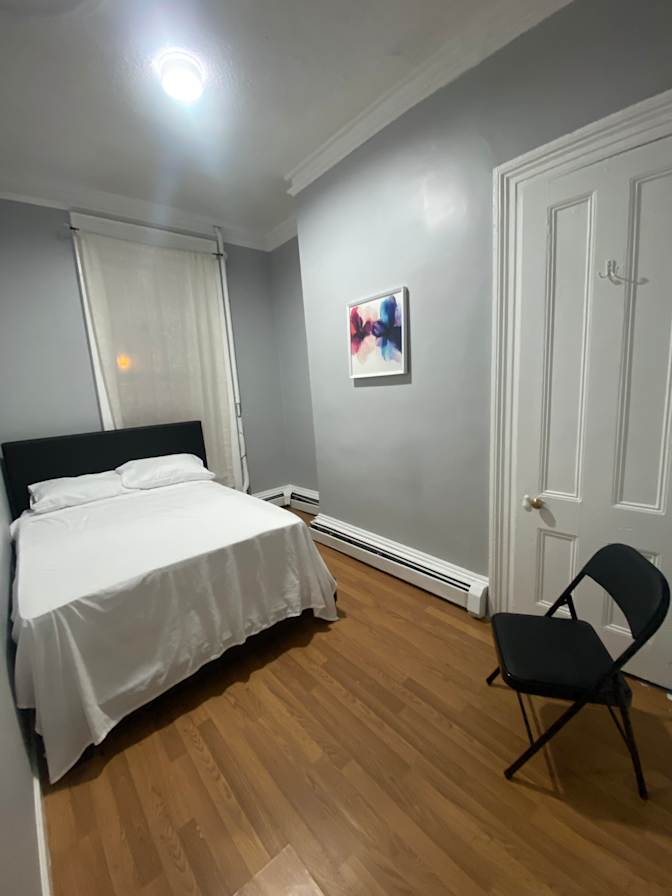 CRISTIAN ARANEDA's room