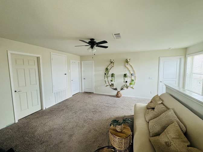 Malik's room