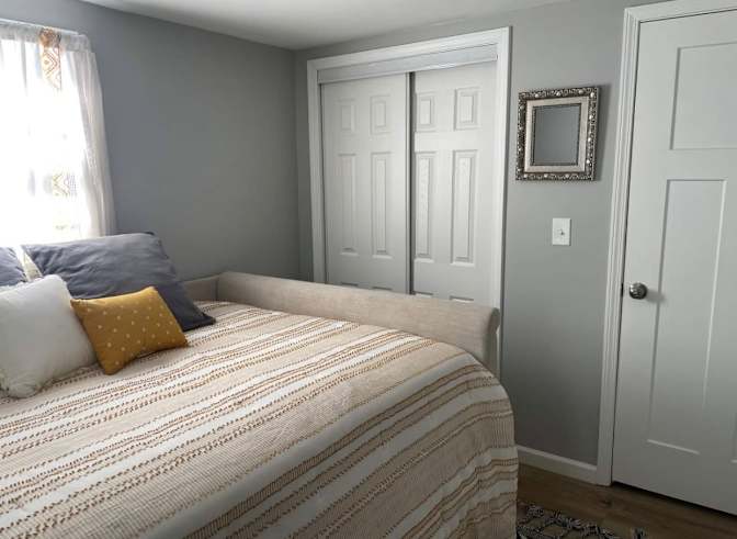 Serena's room