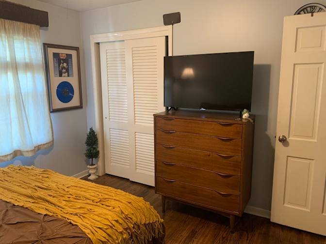 Carolyn's room