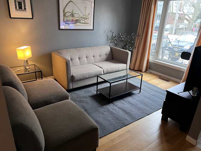 Nick Sarkovski's room