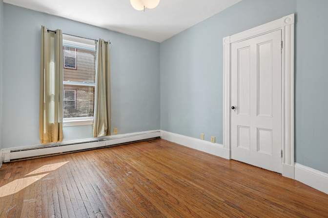 Sam June's room