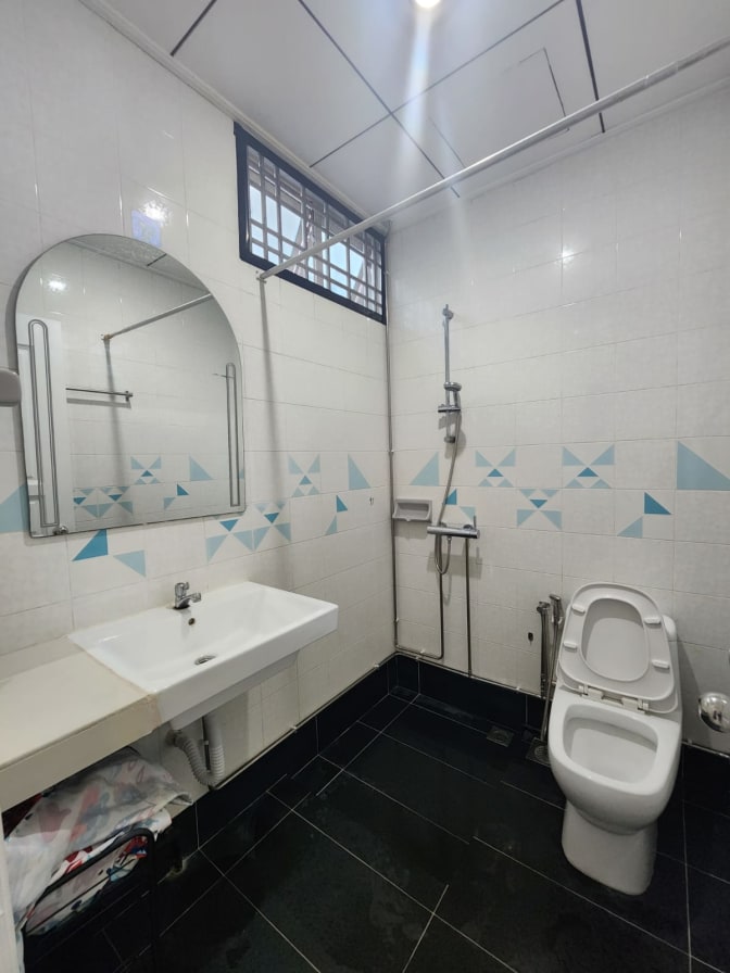 Seow yao hua's room