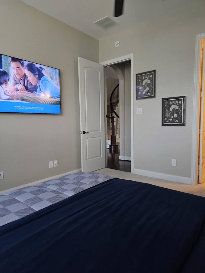 Sims's room
