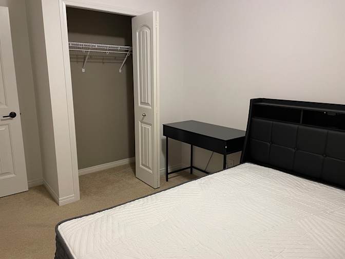 Samara Fichtner's room