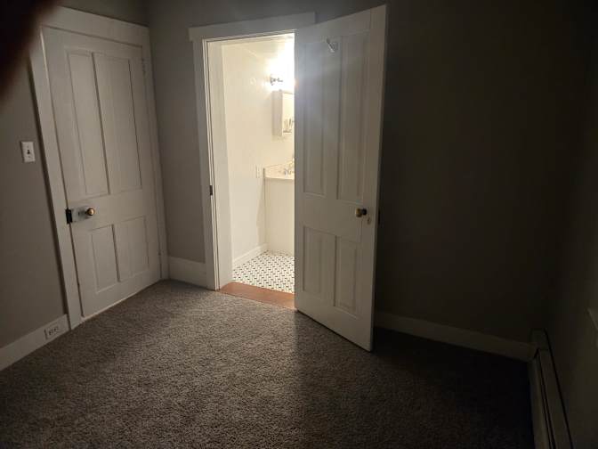 THOMAS RICHARD MORROW's room