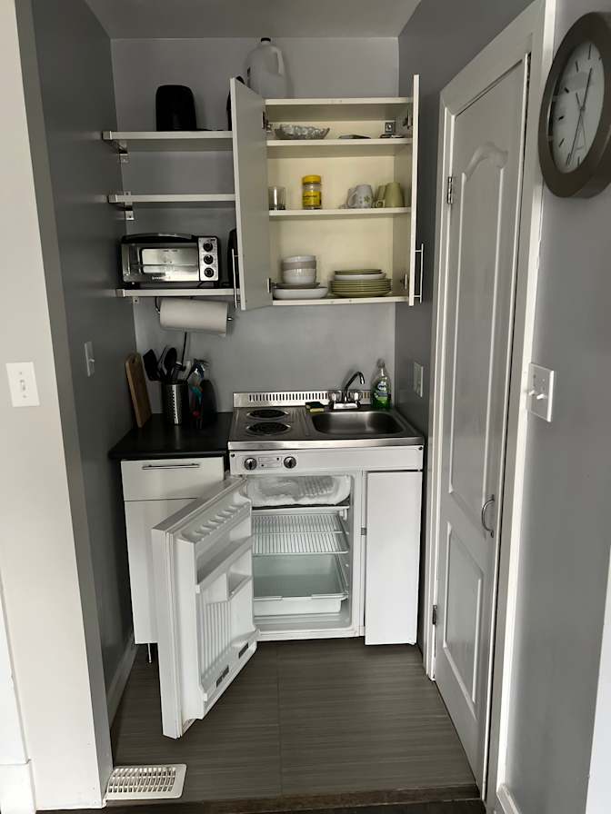 Nick Sarkovski's room