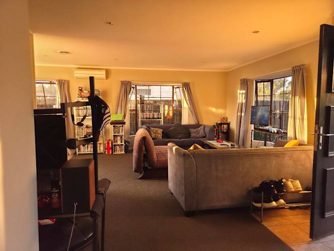 Keelan Pita's room