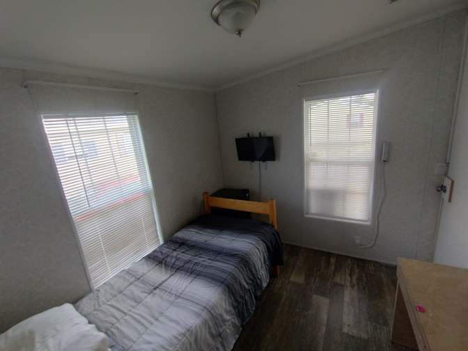 Alan Teiv's room