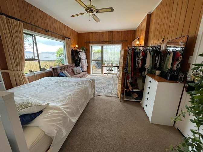 Darren's room