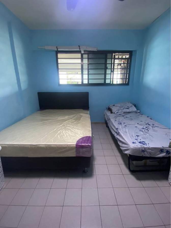 mani's room