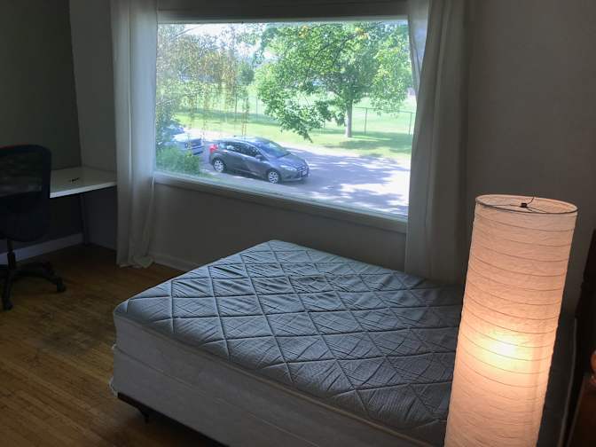 27 Avenue NW - Photo 5