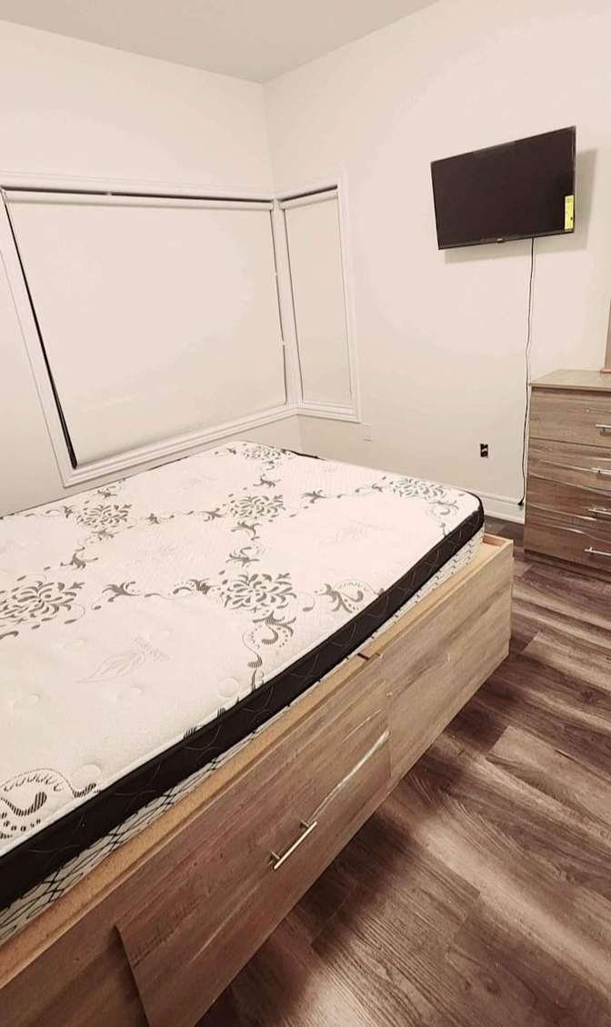 Miriam  Martins's room