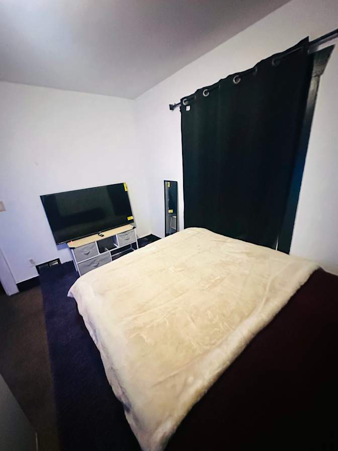 Silas's room