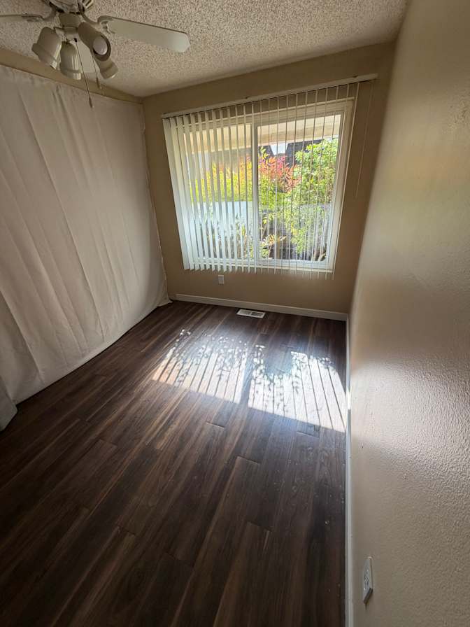 Pedro's room