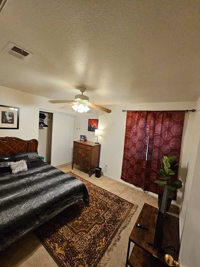 Kate's room