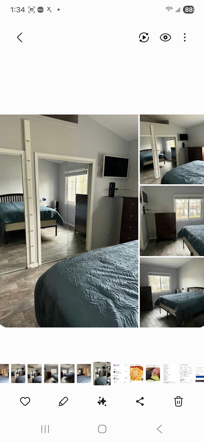 JJ RENTALS MORE's room