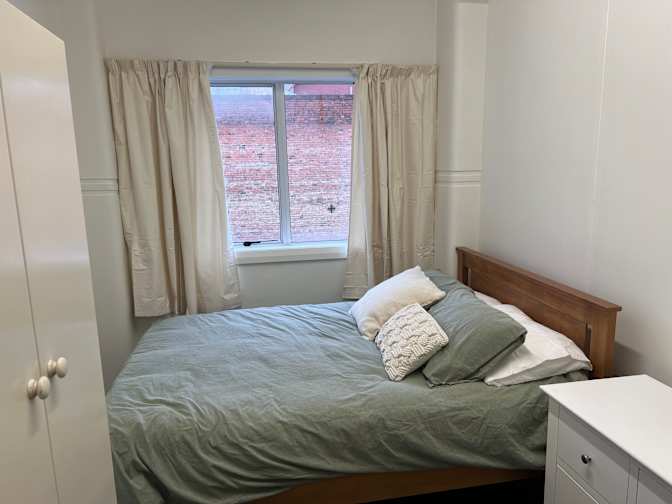 Anna's room
