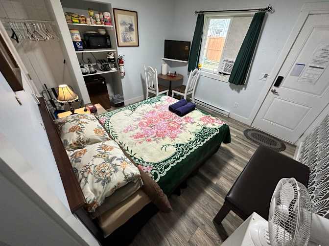 Anita's room