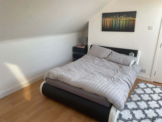 Lee Collar's room