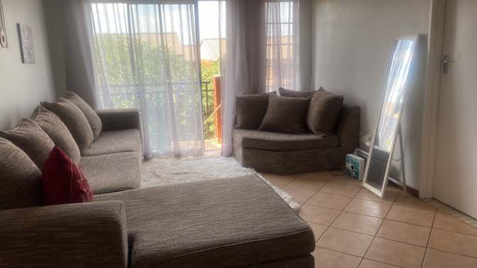 Nontobeko's room
