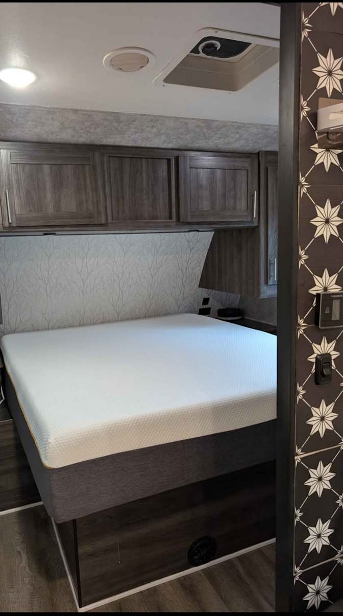 Donna's room