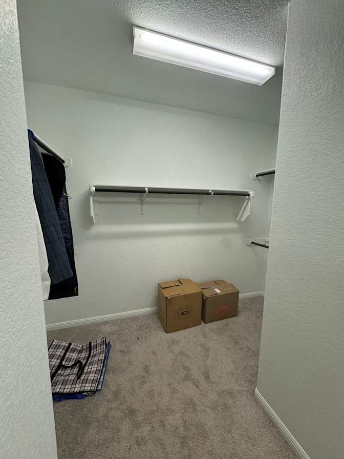 Dinesh's room