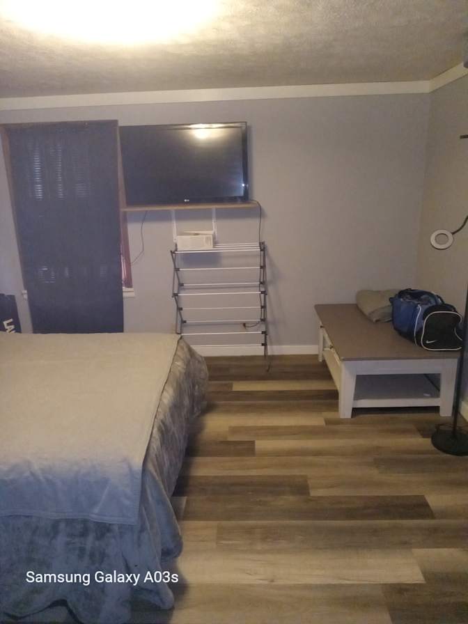 Brett's room