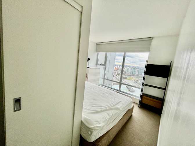 Lee's room