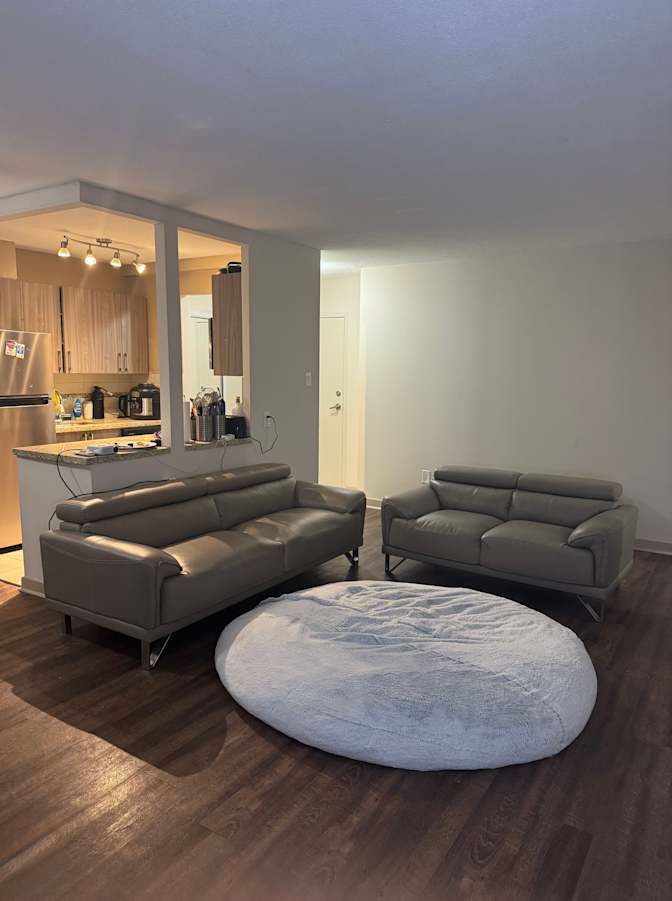 Sreenithikaa Suresh Kannan's room