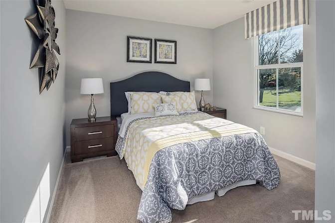 Alcove Rooms's room
