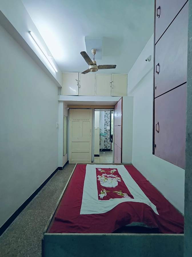 Chakshu Vaidya's room