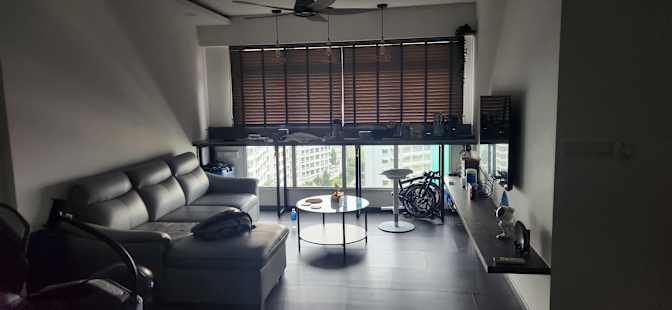 Shek's room
