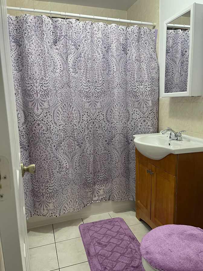 Kevin Thomas's room