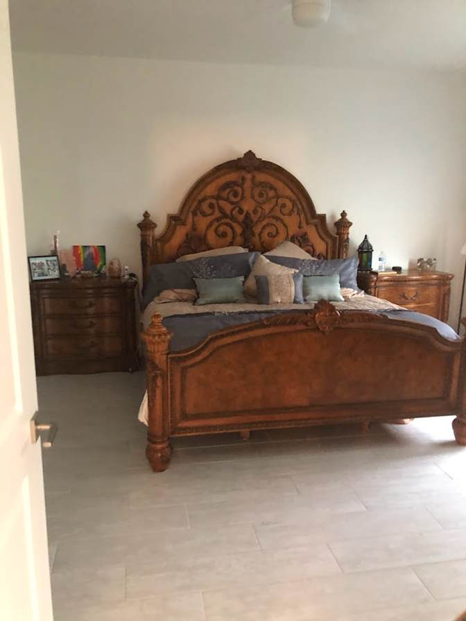 Jenny's room