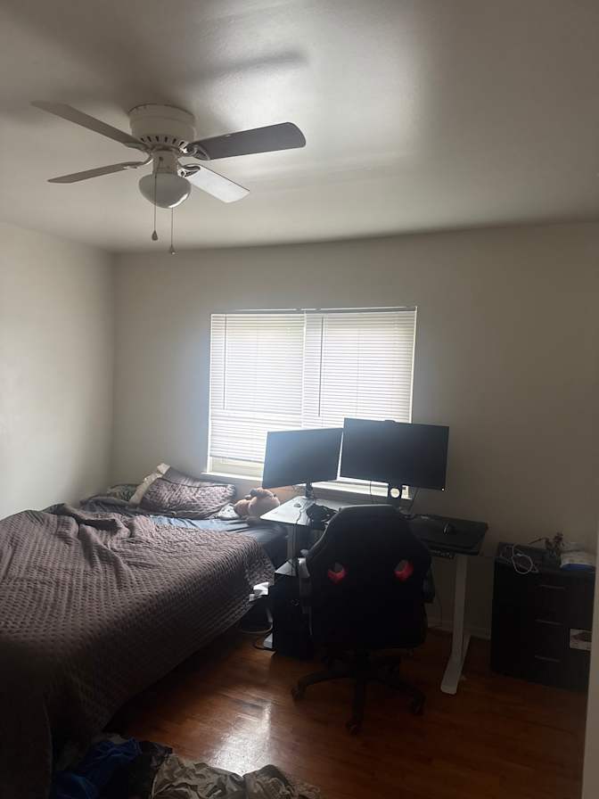 Gage Cooper's room