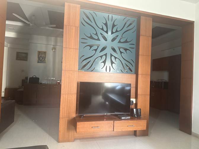 Naresh Kapoor's room