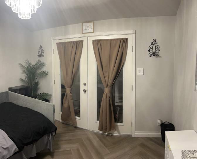 Tracy's room