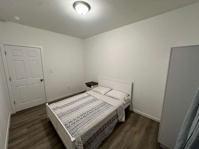 Paola Cruz's room