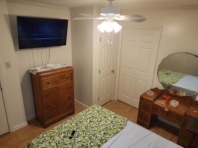 Jacqueline Anderson's room