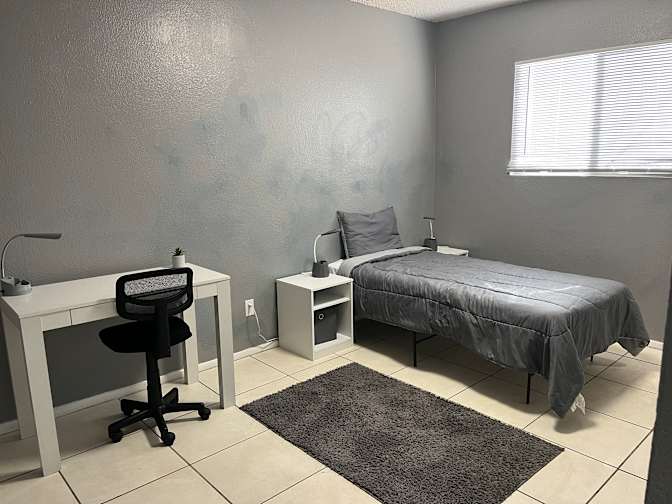 Robert Martinez's room