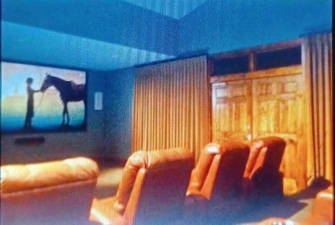 Jeanine's room