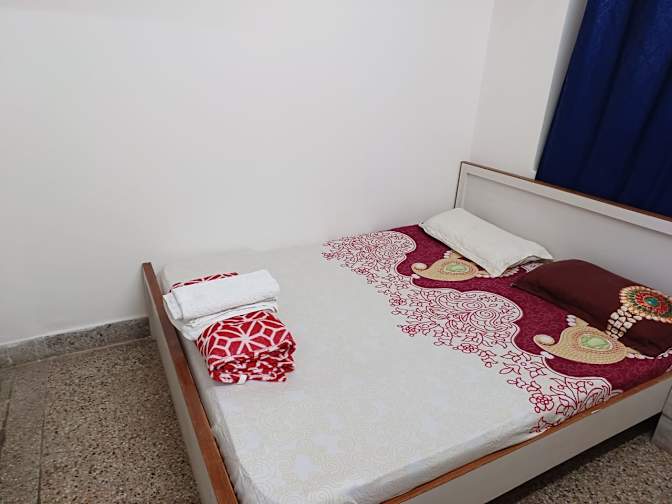 Sara's room