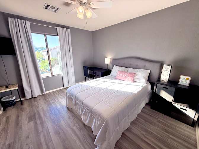 Jenni's room