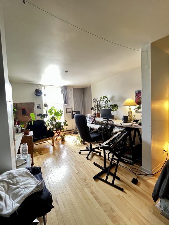 Khalil's room